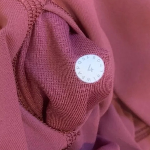 🍋LULULEMON🍋 - Picture 5 of 7